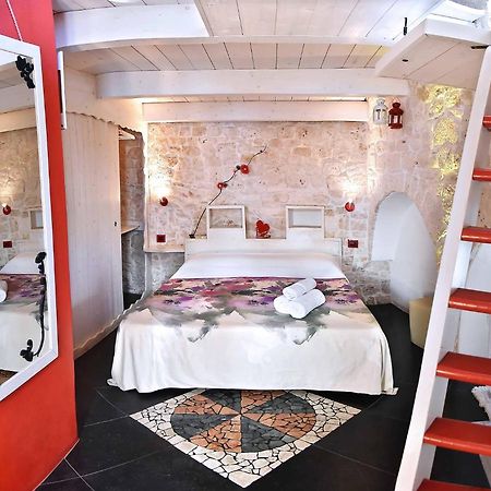 L'Angolo Di Gaudi, Casa Mila Bed & Breakfast Putignano Dış mekan fotoğraf