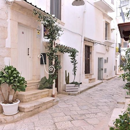 L'Angolo Di Gaudi, Casa Mila Bed & Breakfast Putignano Dış mekan fotoğraf